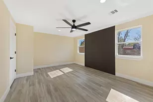 1121 Lowery St, Bryan, TX 77803 - Photo 10