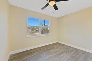 1121 Lowery St, Bryan, TX 77803 - Photo 18