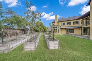 9602 Chatfield St, Houston, TX 77025 - Photo 46