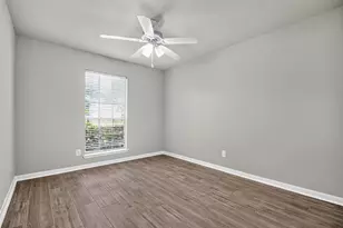 822 Shadwell Dr, Houston, TX 77062 - Photo 30