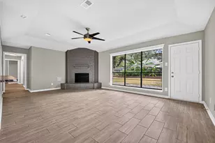 822 Shadwell Dr, Houston, TX 77062 - Photo 6