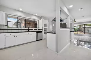 822 Shadwell Dr, Houston, TX 77062 - Photo 14