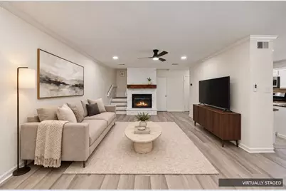 2711 Grants Lake Boulevard #42, Sugar Land, TX 77479 - Photo 4