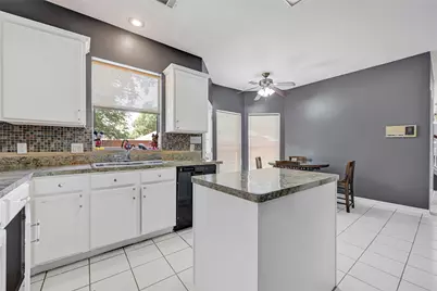 7107 Seminole Street, Baytown, TX 77521 - Photo 14