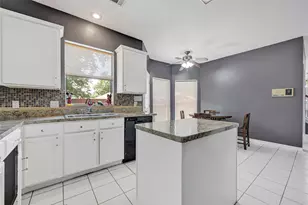 7107 Seminole St, Baytown, TX 77521 - Photo 14