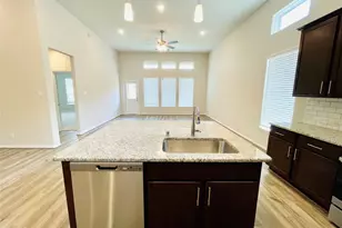 217 Cambria Green Ln, Katy, TX 77493 - Photo 14