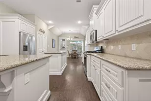 112 Timberside Dr Dr, Conroe, TX 77304 - Photo 14