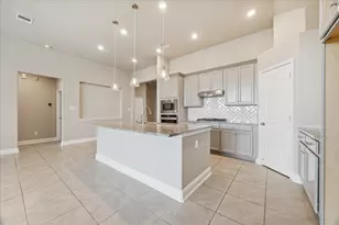 7330 Water Glen Ln, Manvel, TX 77578 - Photo 2