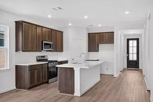 9643 Akashi Run Dr, Cypress, TX 77433 - Photo 2