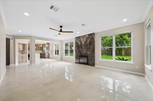 1306 Hunter Wood Dr, League City, TX 77573 - Photo 14