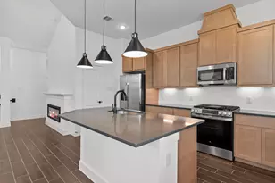 10122 Palm Spgs Pl, Iowa Colony, TX 77583 - Photo 10