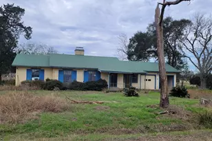 1105 Clipson Rd, Eagle Lake, TX 77434 - Photo 6