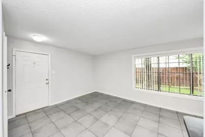 2750 Holly Hall Street #911, Houston, TX 77054 - Photo 8