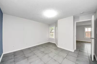 2750 Holly Hall Street #911, Houston, TX 77054 - Photo 32