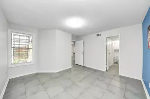 2750 Holly Hall St, Houston, TX 77054 - Photo 34