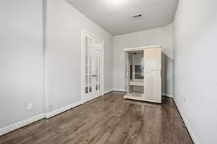 327 Westwood Dr, League City, TX 77573 - Photo 6