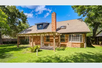 15702 Wandering Trail, Friendswood, TX 77546 - Photo 32