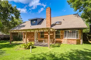 15702 Wandering Trail, Friendswood, TX 77546 - Photo 32