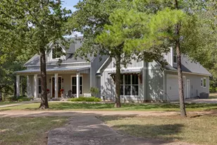 526 Piney Creek Rd, La Grange, TX 78945 - Photo 1
