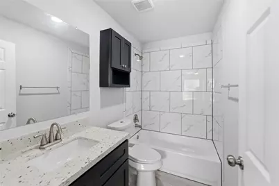 6803 Loma Vista Street #B, Houston, TX 77085 - Photo 12