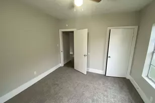8213 E Erath St, Houston, TX 77012 - Photo 12