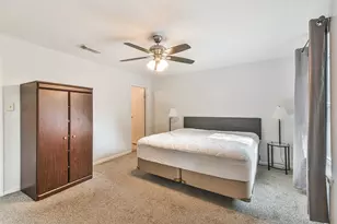 12 Coralberry Rd, The Woodlands, TX 77381 - Photo 16