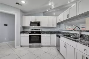 6410 Barrygate Dr, Spring, TX 77373 - Photo 8