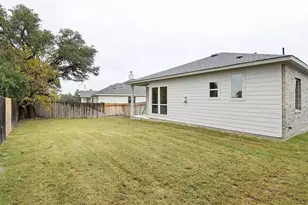 200 Castlefields St, Hutto, TX 78634 - Photo 20