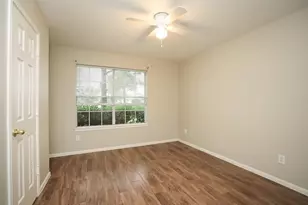 208 Armand Bay, Dickinson, TX 77539 - Photo 10