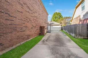 4415 Eden Point Ln, Katy, TX 77494 - Photo 24