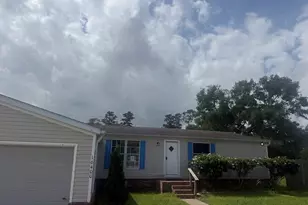 16400 Hill Country Dr, Conroe, TX 77302 - Photo 2