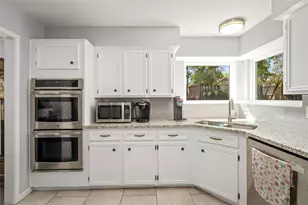 5318 Springton Ln, Spring, TX 77379 - Photo 8