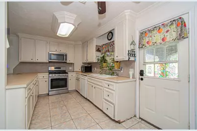 2205 Myra St Street, Houston, TX 77039 - Photo 10