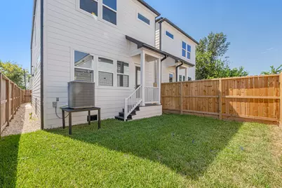 123 Amundsen Street #A, Houston, TX 77009 - Photo 34