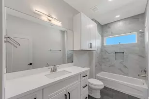 123 Amundsen St, Houston, TX 77009 - Photo 28