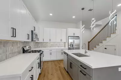 123 Amundsen Street #A, Houston, TX 77009 - Photo 6