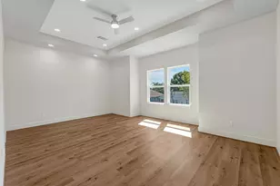 123 Amundsen St, Houston, TX 77009 - Photo 24