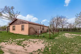 918 Fm 247 Rd, Huntsville, TX 77320 - Photo 40