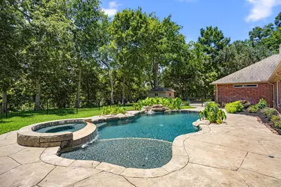 3211 Wellspring Lake Drive, Fulshear, TX 77441 - Photo 2