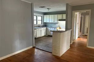 5225 Longmeadow St, Houston, TX 77033 - Photo 2