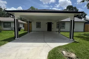 7613 Lady St, Houston, TX 77021 - Photo 2