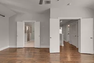 5951 S Loop E, Houston, TX 77033 - Photo 18