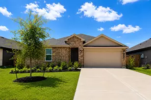 23512 Skyward Ln, Splendora, TX 77372 - Photo 1