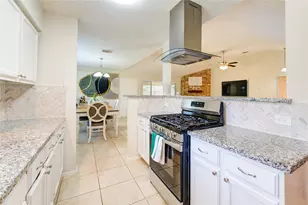 7918 Tamayo Dr, Houston, TX 77083 - Photo 26