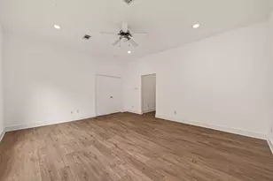 724 Ruthven St, Houston, TX 77019 - Photo 32