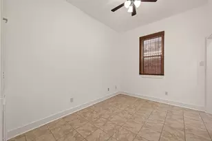 724 Ruthven St, Houston, TX 77019 - Photo 6