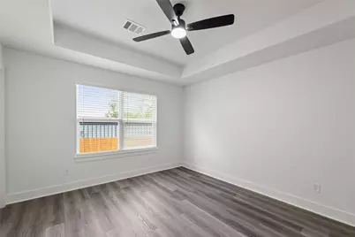 514 W Wilkins Street, Brenham, TX 77833 - Photo 6