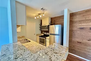 3506 Cove View Blvd, Galveston, TX 77554 - Photo 4