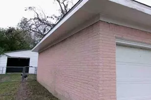 1903 S 13th St, Temple, TX 76504 - Photo 2