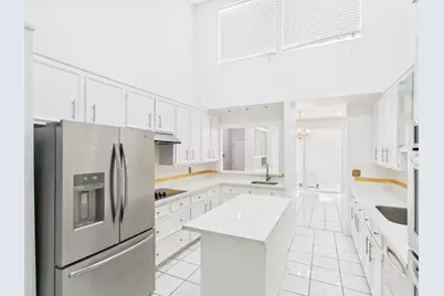 7611 Hopewell Lane, Houston, TX 77071 - Photo 12